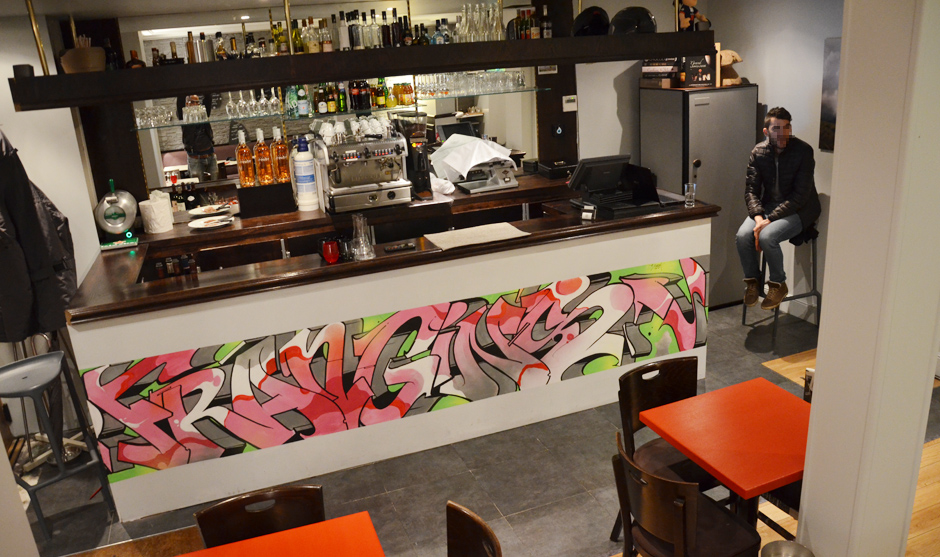Bar personnalisé par le graffiti artiste 
