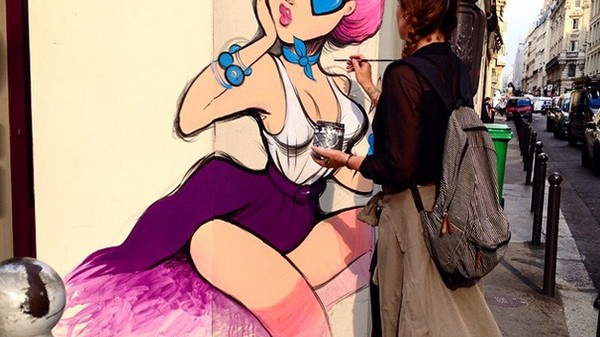 Réalisation d'une fafinette sur un mur de Paris