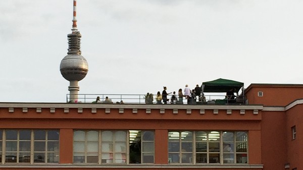 soirée, toit,rooftop, underground, Berlin, Allemagne, bière