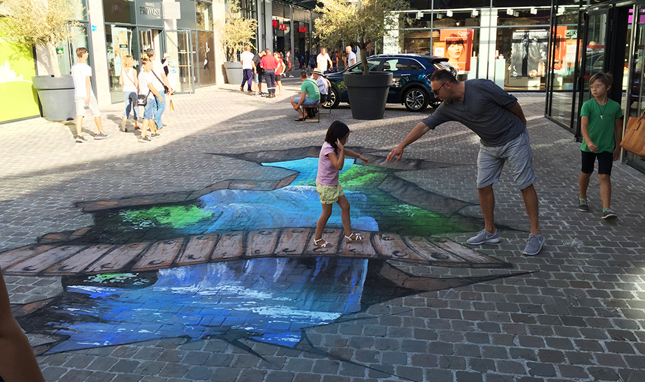 Trompe l oeil au sol   Bourges GRAFFEUR PARIS