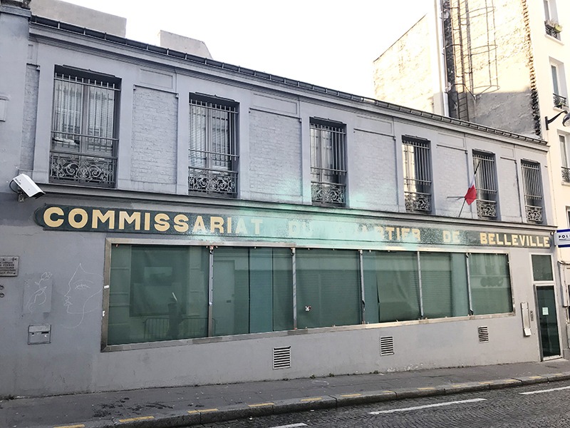 commissariat, quartier, belleville, façade, extincteur