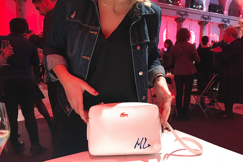 sac lacoste avec initiale