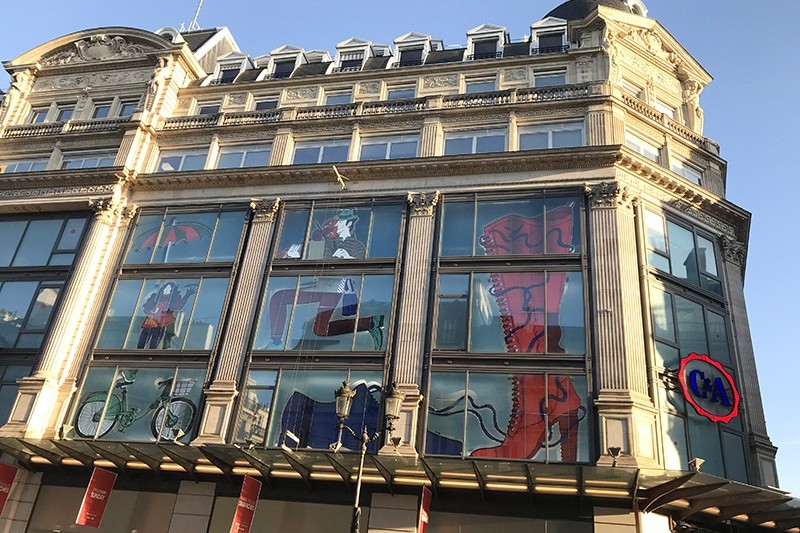 Habillage, grands magasins, C&A, Chatelet, Paris