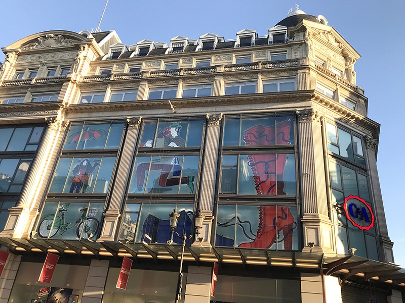 Habillage, grands magasins, C&A, Chatelet, Paris