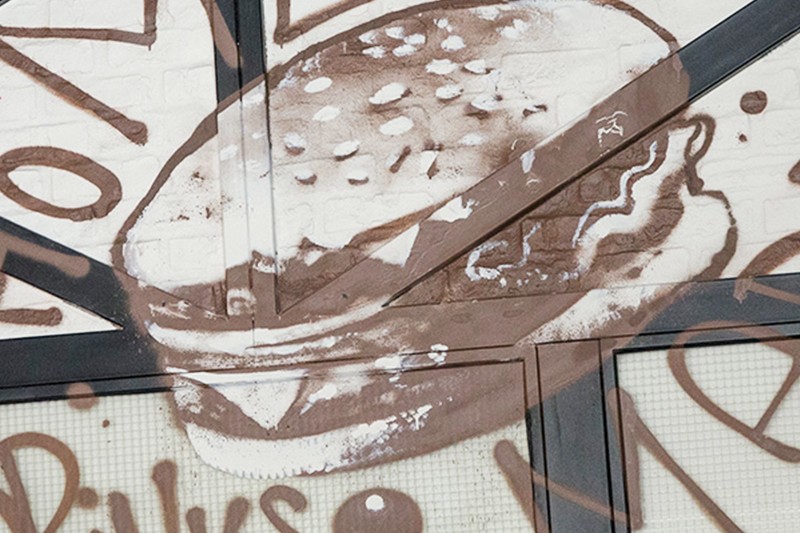 restaurant, street art Paris, burger , sandwich, américain