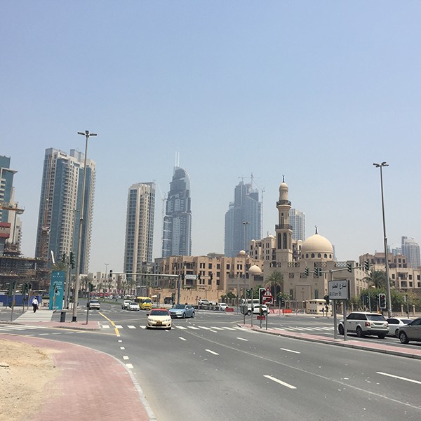 rue Dubai, voiture, gratte ciel, paysages