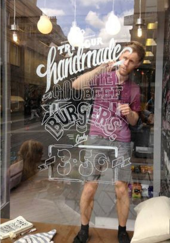 Artiste, typographe, calligraphe, vitrine, paris